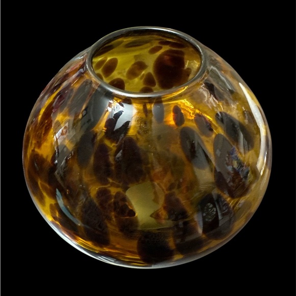 VINTAGE HANDBLOWN GLASS VASE - Picture 6 of 8